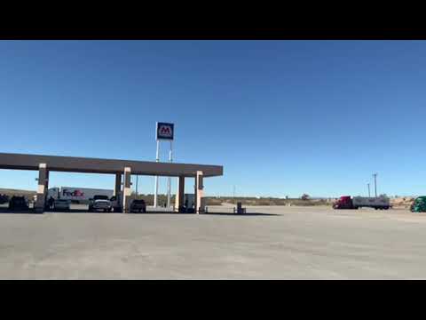 Nice gast station and restaurant (DQ)