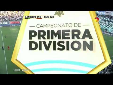 Victor Cuesta despeja la pelota en la linea, increible. | Banfield vs Independiente