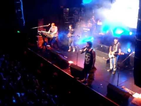 Salta la Banca - Tres (cover de Callejeros) En vivo 25-5-13 video thumbnail