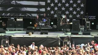 Open Flair 2014 - Anti-Flag (“Broken Bones”)