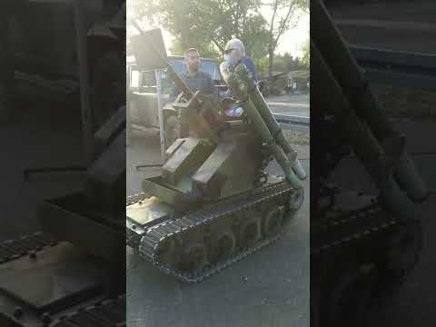 Policija i izložba vojne tehnike Srbije na Ušću, Beograd.