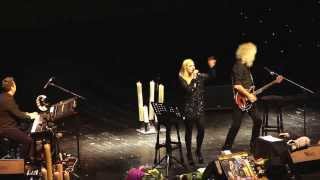 Kerry Ellis and Brian May - We Will Rock You