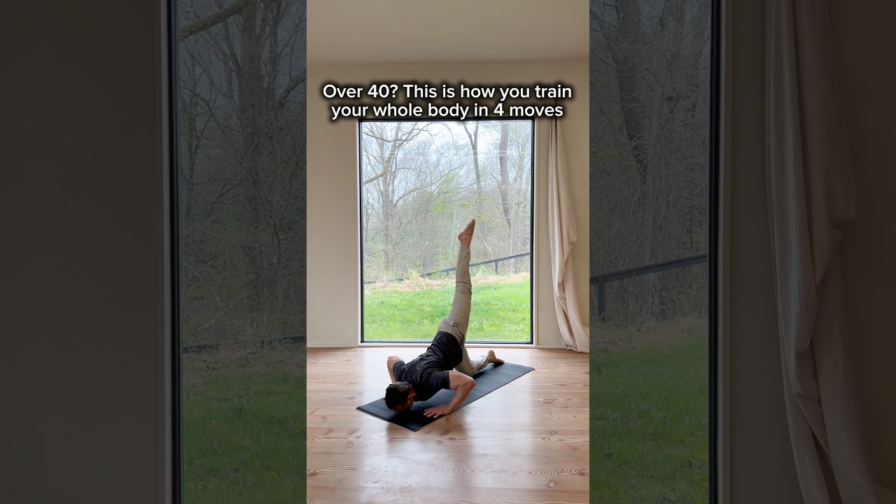 Over 40? This is how you train your body in 4 moves. #functionaltraining #mobility #over40women