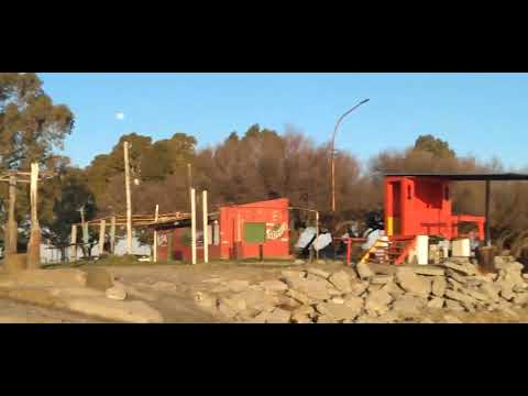 playa Arroyo Parejas en punta alta  partido de coronel Rosales provincia de Buenos Aires