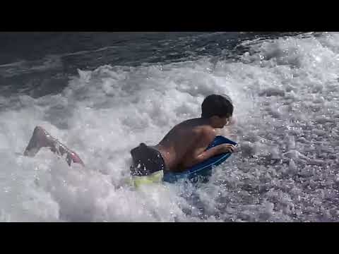 Cavalciotto' s wave 2018. body surfing a Prato nel fiume bisenzio