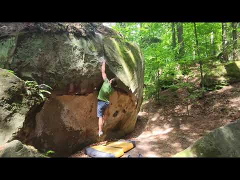 Sihla Bouldering - Cutiuta Muzicala 7A+/B