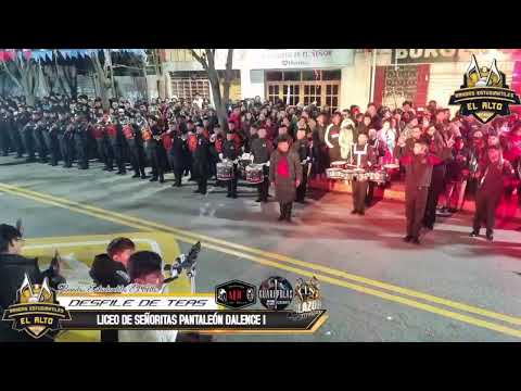Desfile de teas Liceo Señoritas Pantaleon Dalence