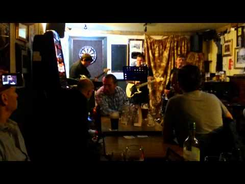 Hoxtons - sunshine of your love - Scott waits