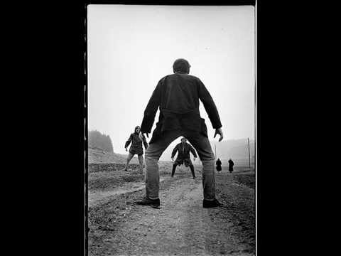 floh de cologne - Der Kapitalismus Stinkt