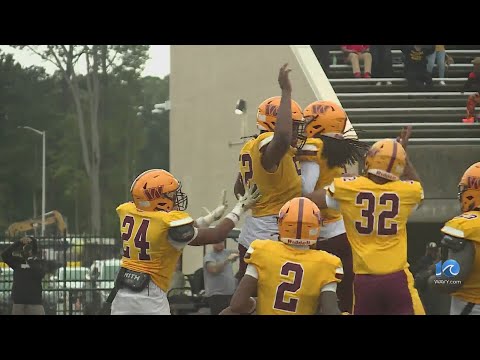 Warwick stuns Phoebus 34-20, snaps Phantoms 51 game winning streak