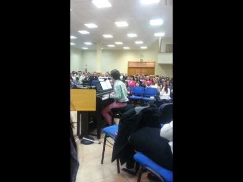 ANDRES SAV SE NASTE IAR ISUS