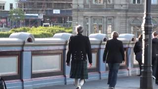 preview picture of video 'Mr Lething: Walking in Edinburgh'