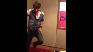 ไอซ์ ศรัณยู โชว์สเต็ปเต้น Double Love @ HotWave