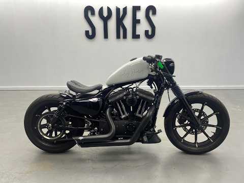 2016 Harley-Davidson XL883N Sportster Iron 883 in White