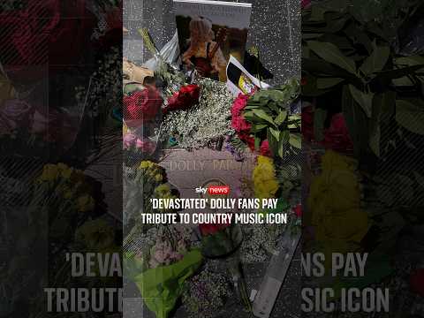 'Devastated' Dolly fans pay tribute to country music icon
