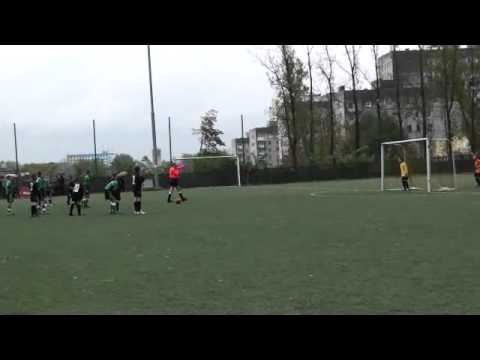 Gol Pawla z karnego 4:5