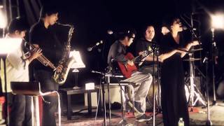 Download lagu Tilu - Diam Diam (live acoustic) mp3