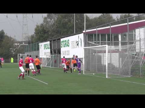 25 okt 2014 DOVO B1 - VV De Meern B1 com 1-2 Sander zit hoog