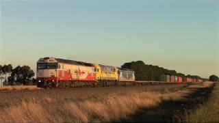 preview picture of video 'POTA Intermodal freight at Tatyoon.  Sat 05/03/11'