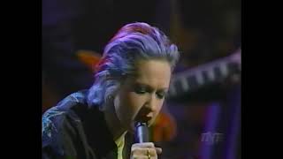 Cyndi Lauper at the Joni Mitchell Tribute Concert, 2000 - &quot;Carey&quot;