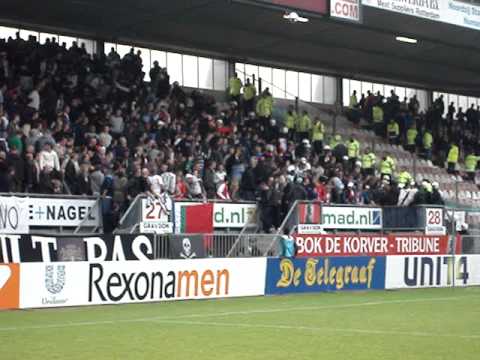 Optreden ME Jong Feyenoord -  Jong Agovv/Vitesse
