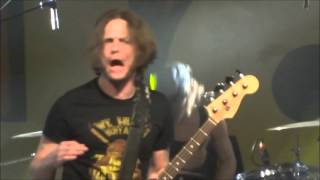 Truckfighters - "Atomic" [HD] (Berlin 28-04-2016)