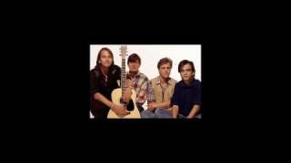 "No vuelvas nunca más" en acústico.