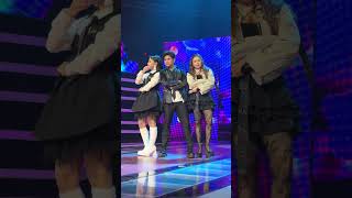 Download lagu VALEN, APRIL AND RARA MOMENTS BEFORE THE PERFORMANCE #live mp3