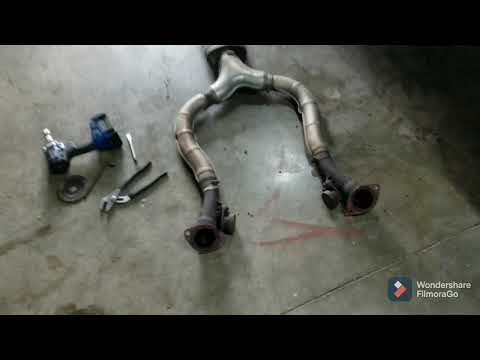 Lexus LS400. How to replace exhaust "Y" pipe. Driveshaft inspection. Easy!