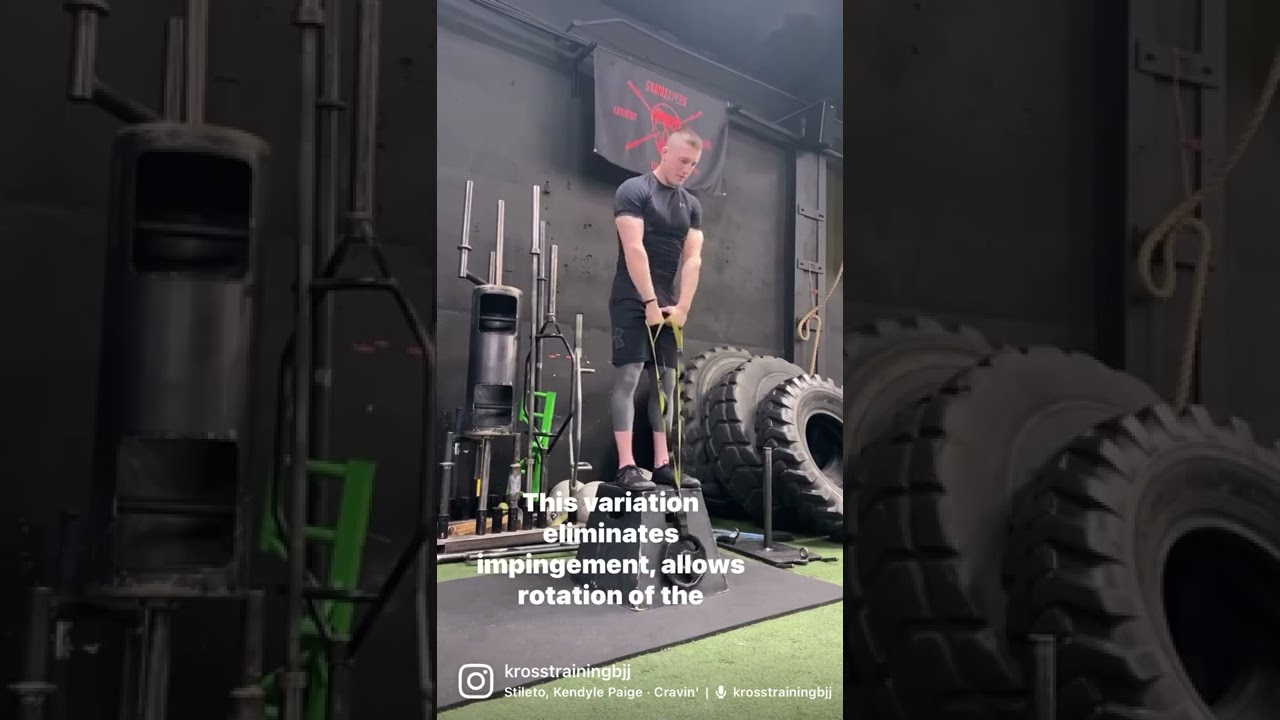 STOP doing upright rows with a barbell. Do this variation instead!!