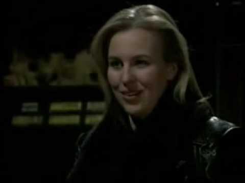 GH 01.08.02a - Laura accepts Luke's proposal