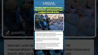Warga Serahkan Durian ke TNI AU saat Antar Bantuan untuk Korban Banjir di Gayo Lues, Aceh