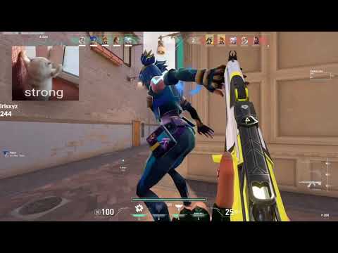 Play off your teammates like this..