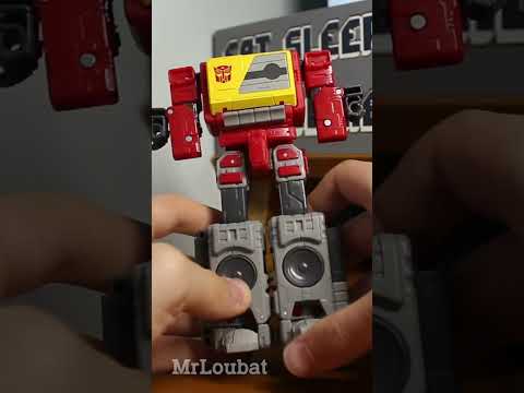 Studio Series 86 Blaster Transformation #transformers #transformersstudioseries86 #blaster #eject