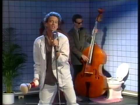 "Du nur Du" - The Ace Cats Auftritt im Badezimmer