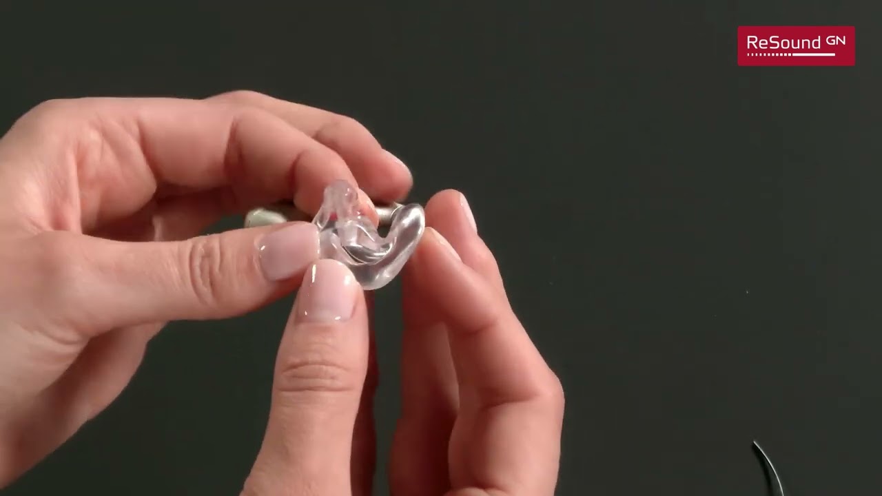 ReSound Enzo IA – How to clean your hearing aids