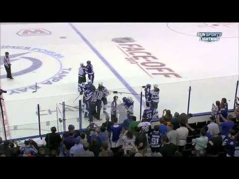 End game scrum Tampa Bay Lightning vs Minnesota Wild 2013.10.17
