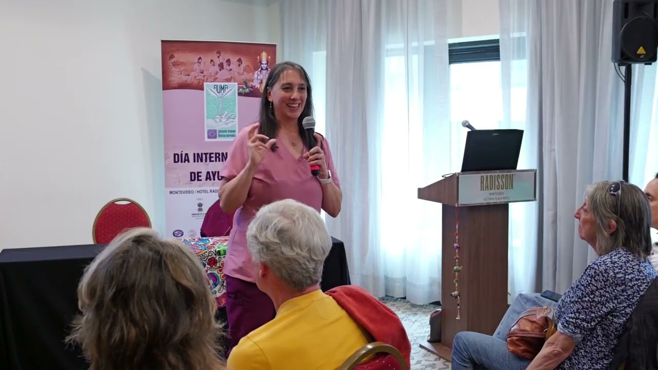 Masajes Ayurvédicos y Ciclicidad Femenina - Lic. Viviana Sapia - Día de Ayurveda 2025 AUMA