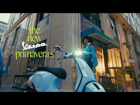 The New Vespa Primavera S - Blue Capri