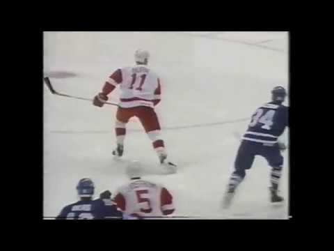 1993 playoffs game 2 maple leafs @ red wings