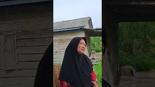 Download lagu Menghibur yang sedang merenung🤣🤣 #menantudanmertua #bungaseroja #shortsfyp #hiburan #bahagia mp3