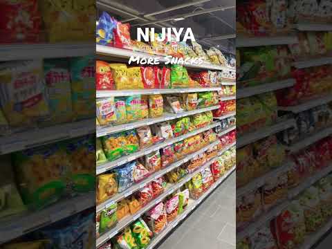 O Novo Mercado Nijiya está aberto no Ala Moana Center Ewa Wing, lado makai próximo ao Famous Footwear.