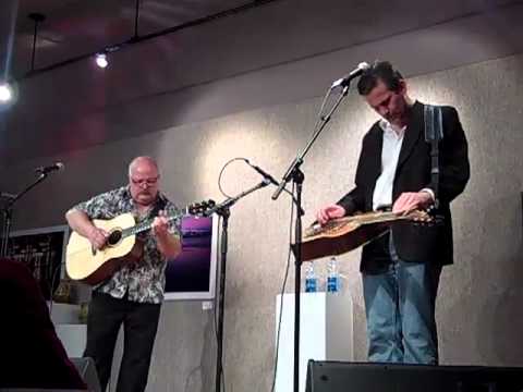 Jim Hurst and Rob Ickes play mustang sally
