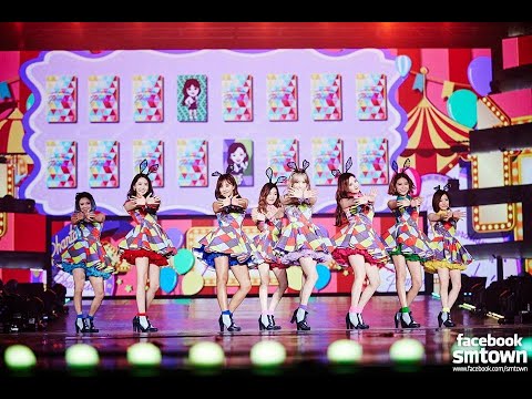 [DVD] Girls' Generation (소녀시대) - GREEN LIGHT 'Phantasia' in Seoul