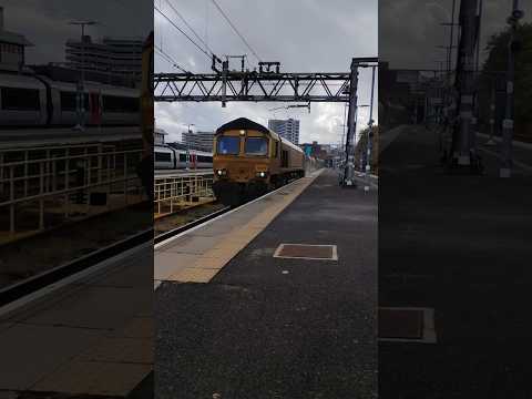 #class66 leaving Southend Victoria Station 20/10/25 #train #railway #trainspotting #freighttrain