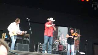 Chris Cagle Country By The Grace of God-live at six flags