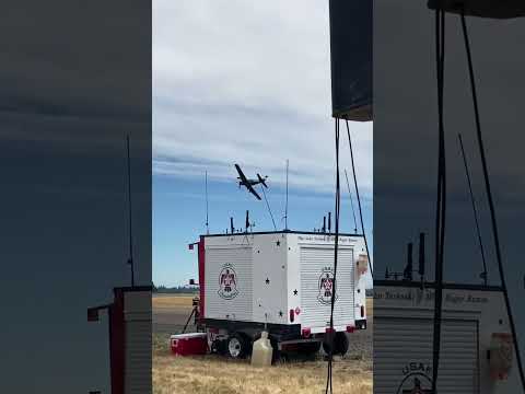 Douglas A-1 Skyraider flyby