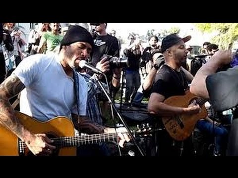 Ben Harper and Tom Morello !!! Better Way !!! Live in L.A. Streets !!!