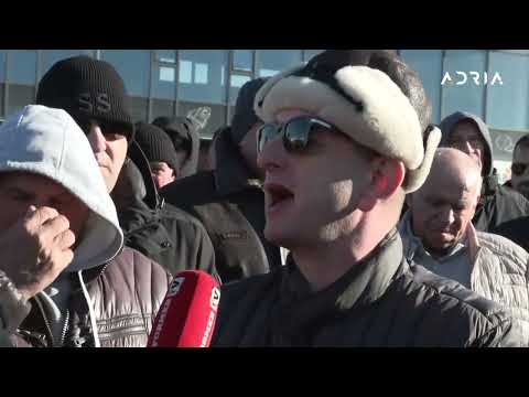 Milan Kneževic: „Kad Bukva komanduje policijom”.