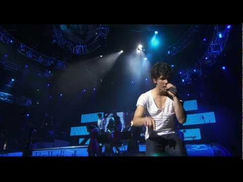 Burnin Up - Jonas Brothers (3d Concert)